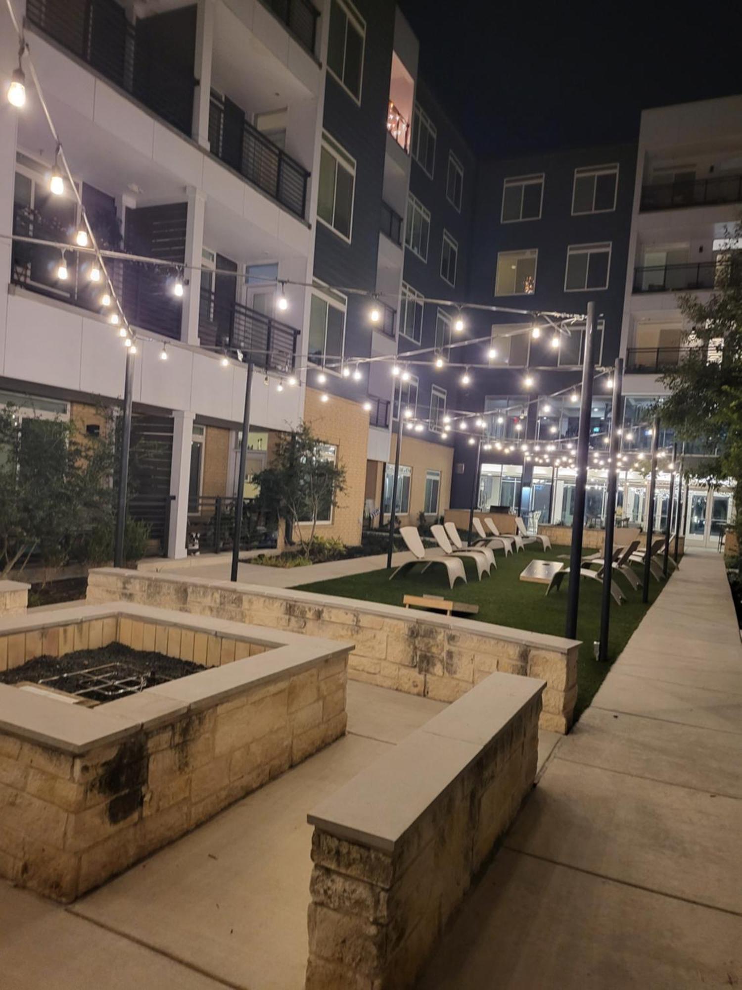 Beautiful Condo On Riverwalk W King Ste Free Parking Pet Friendly Centrally Located On The Riverwalk San Antonio Exteriör bild