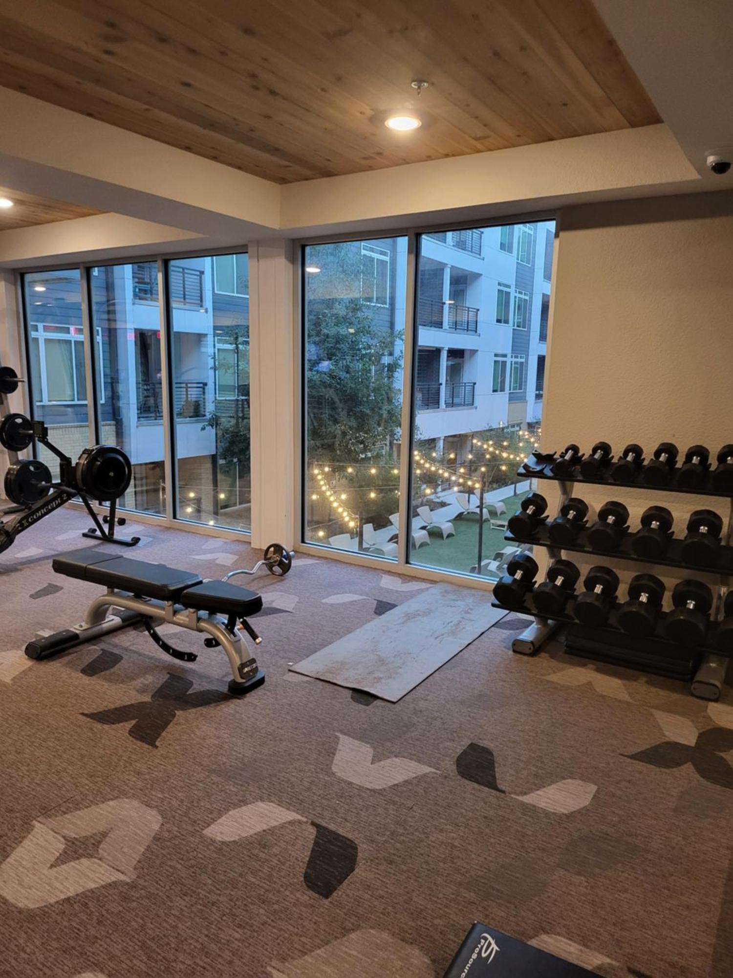 Beautiful Condo On Riverwalk W King Ste Free Parking Pet Friendly Centrally Located On The Riverwalk San Antonio Exteriör bild